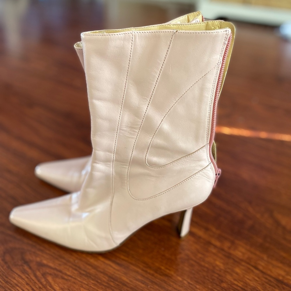 Vintage light Pink Leather Ankle Boots